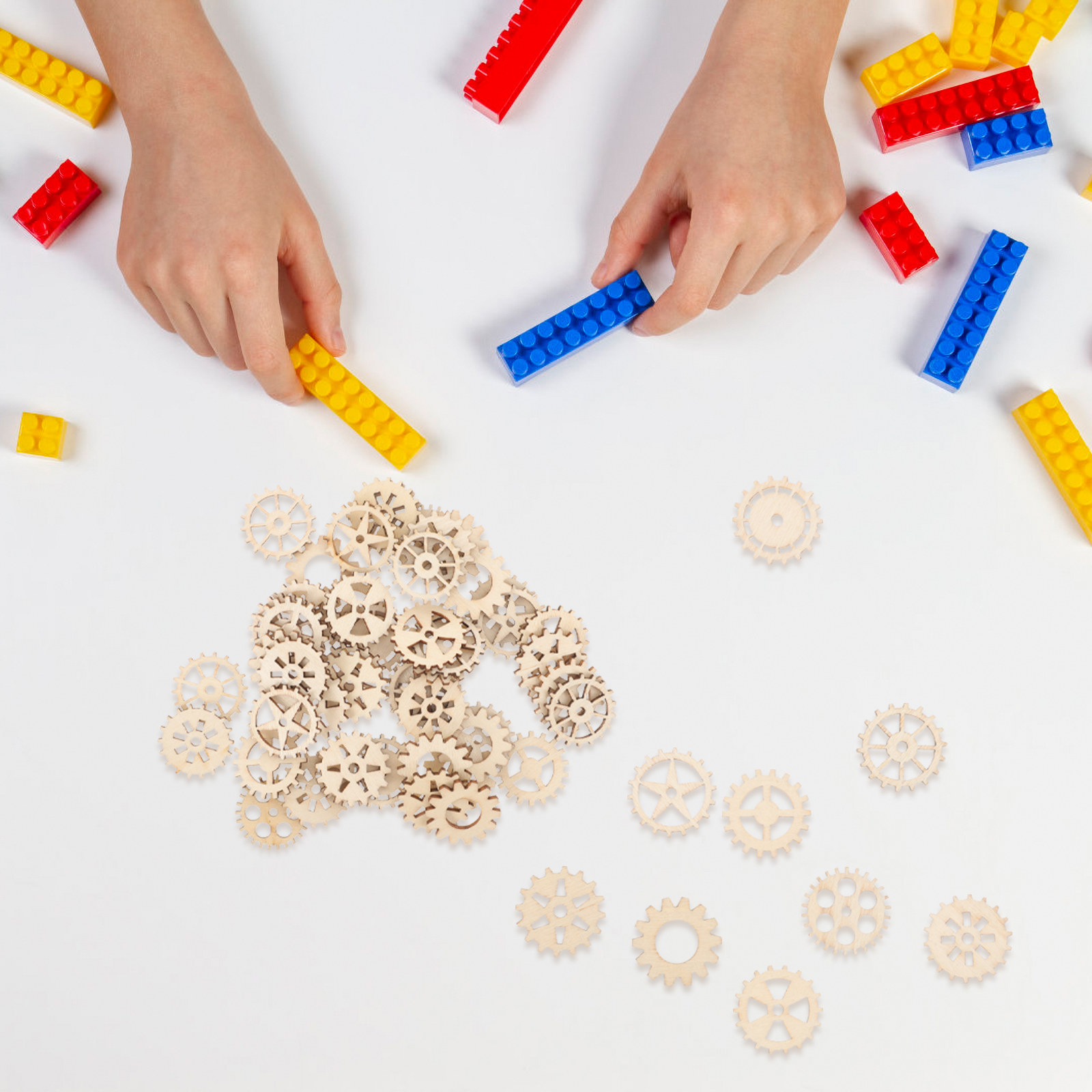 100 Pezzi di Ingranaggi in Leg - Craft Embellishment recensione e prezzo